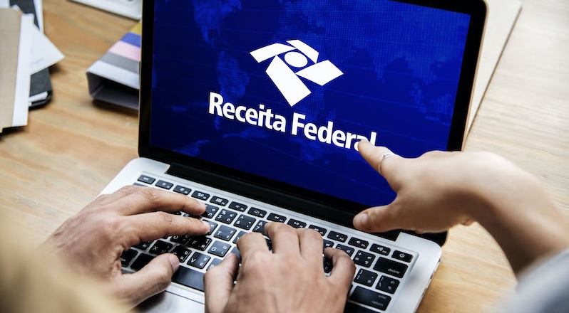 Receita libera consulta ao 5º lote da restituição do Imposto de Renda; confira data do pagamento